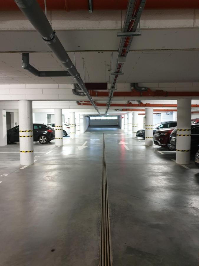 Private Apartment, Aircondition, Hd Tv Pl & De, Wifi, Garage, Fully Equipped, Near Apartment