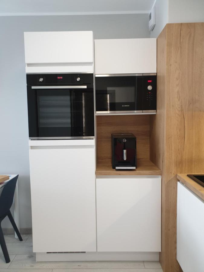 Private Apartment, Aircondition, Hd Tv Pl & De, Wifi, Garage, Fully Equipped, Near Apartment